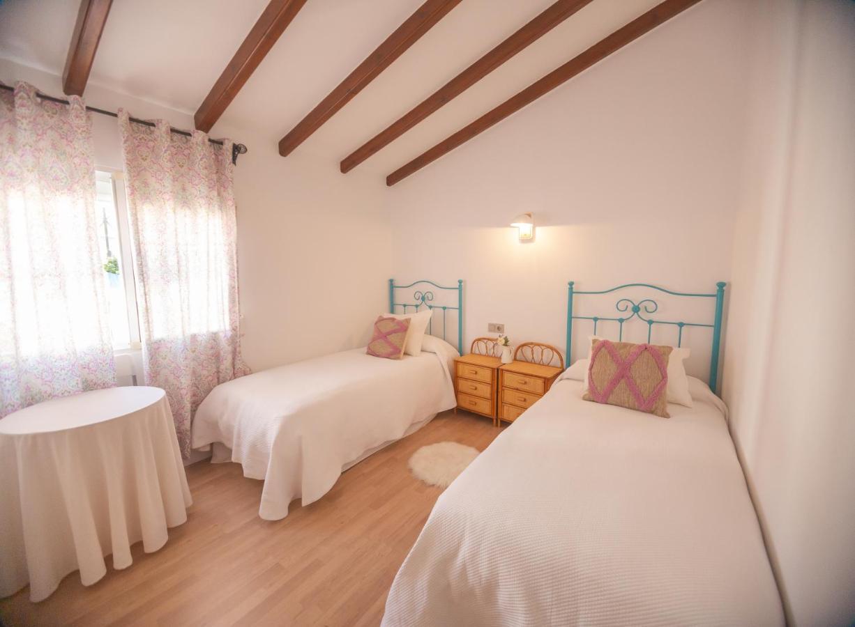 Casa Con Jardin Junto A La Playa Apartment เอสเตโปนา ภายนอก รูปภาพ